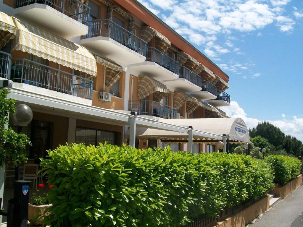 Residenza Hotel Garden Toscolano Maderno Exterior photo